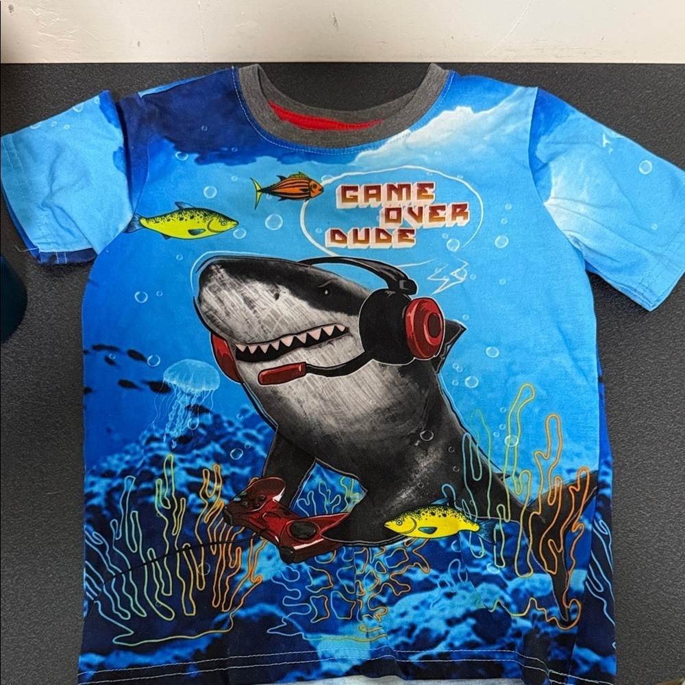 Wonder Nation Blue and Gray Graphic Tee